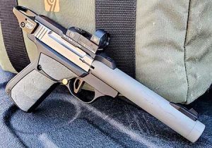 Range day with the Browning Buck Mark, equipped with a Tactical Solutions Trail-Lite barrel and plenty of TandemKross upgrades.