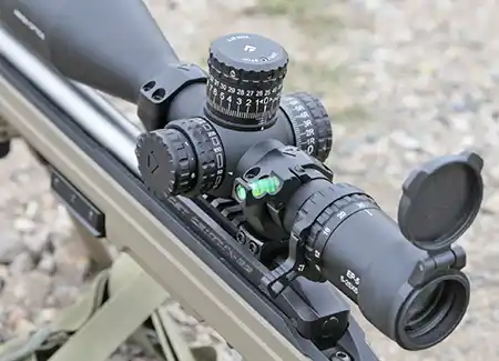 Throw lever and bubble level on the Arken EP-5 5-25x56 FFP Scope.