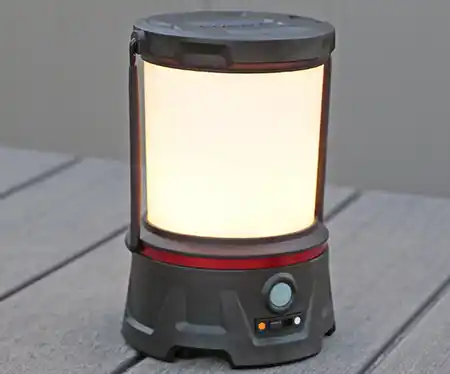 Warm LEDs of the Coast EAL40R Rechargeable Lantern.