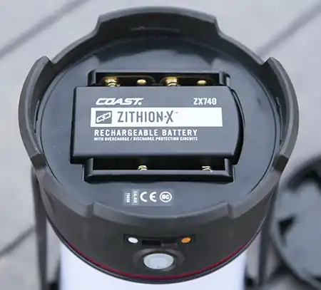 ZX740 battery powering the Coast EAL40R Rechargeable Lantern.