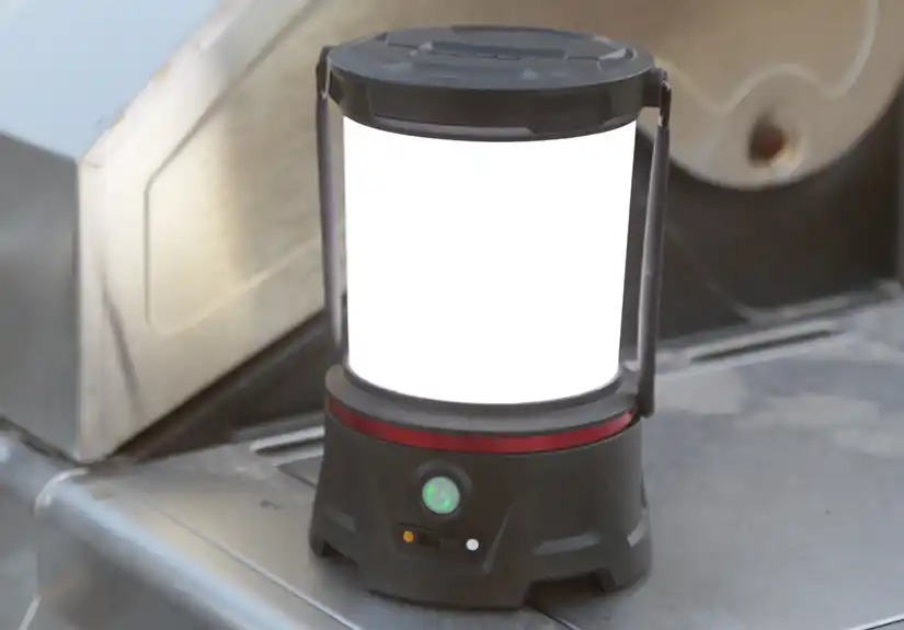 Coast EAL40R Rechargeable Lantern