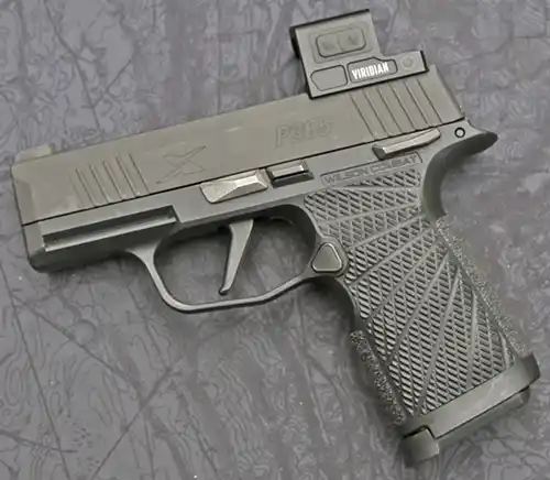 Viridian RFX42 Green Dot Sight installed on a SIG P365X. 