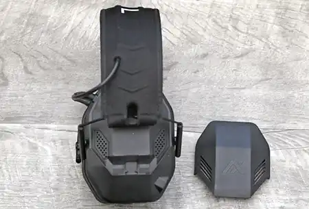 AXIL MX PRO electronic hearing protection, replaceable outer plates.