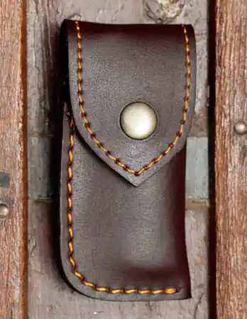 Leather belt sheath included with the Forseti Steel Hemingway pocket knife